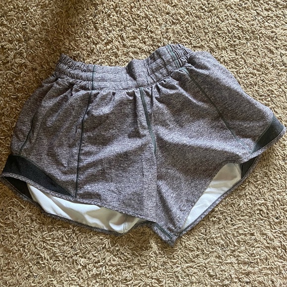 i am selling these grey lulu shorts they are in great condition with no stains. - Picture 1 of 3